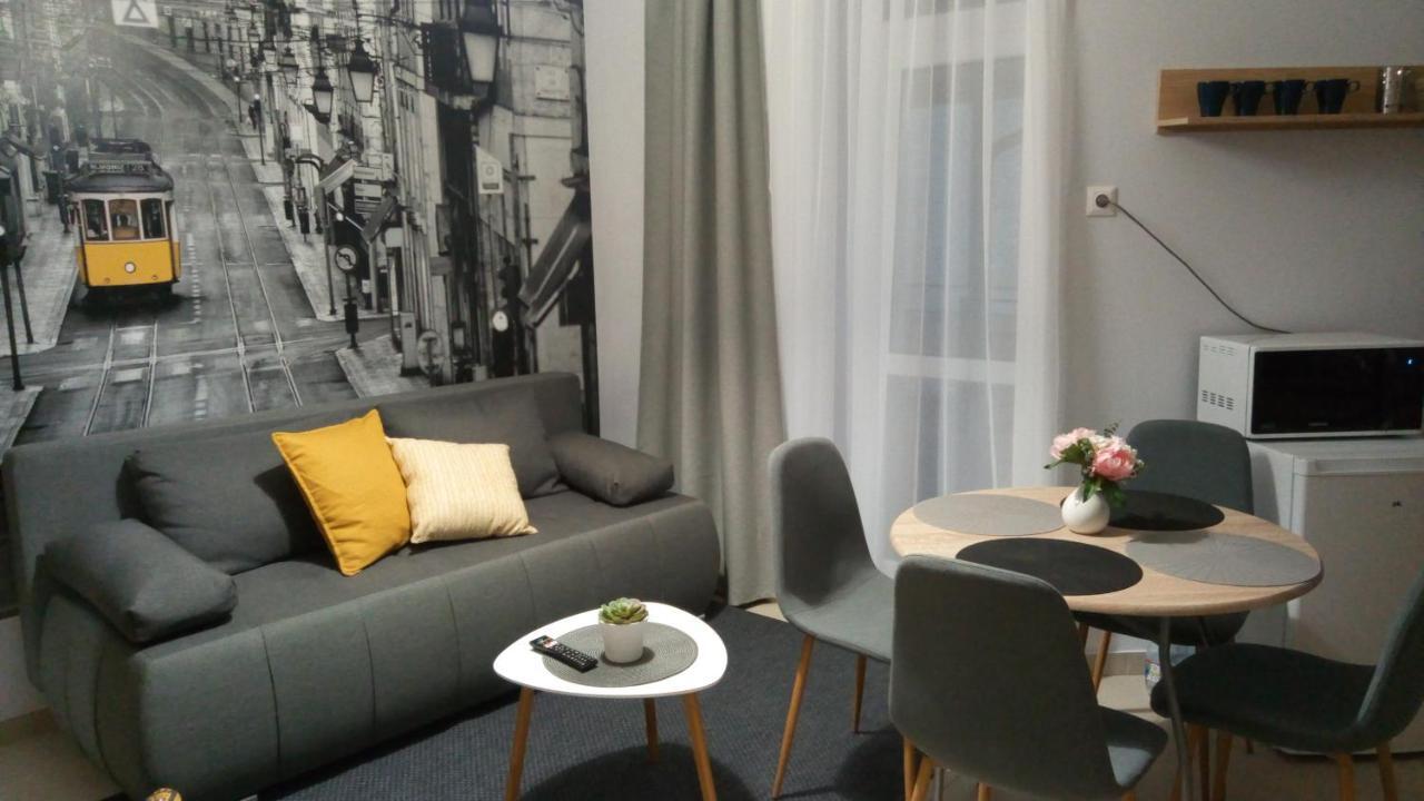 Loli Apartman Miskolc Exterior foto